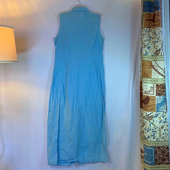Women’s Bali Studio Sleeveless Dress - Picture 6 of 7